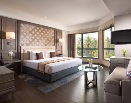 Melia Purosani Yogyakarta near Museum Sono Budoyo