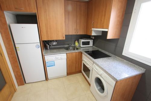 For A Stay Las Arenas - image 12