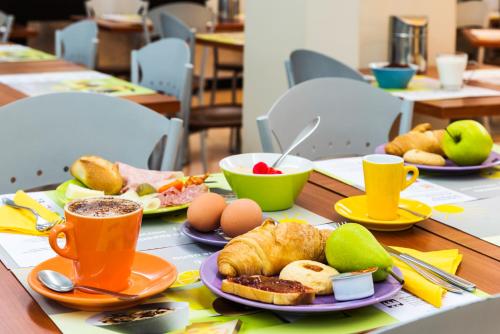 Ibis Styles Milano Centro - image 12