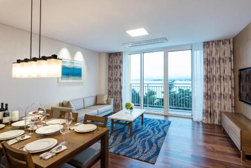 Three-Bedroom Suite