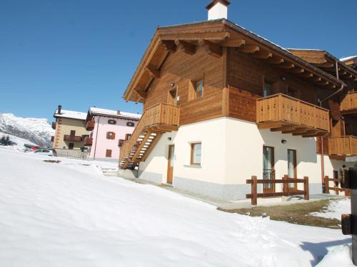 Serene Holiday Home in Livigno Italy near Ski Area gîte à louer La Paluaccia