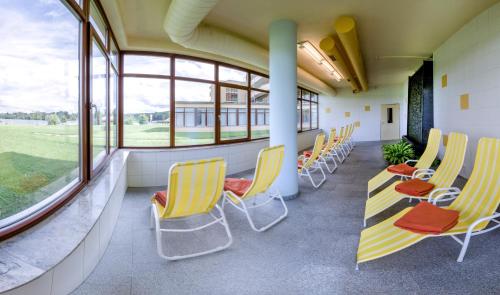 Gesundheitshotel Weißenstadt am See - image 6