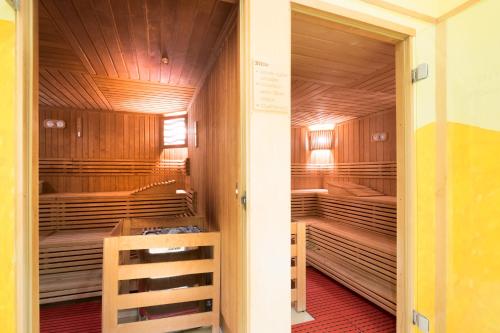Gesundheitshotel Weißenstadt am See - image 2
