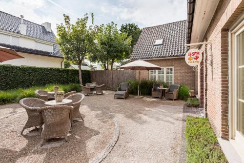 Bejárat, B&B visavis in De Haan