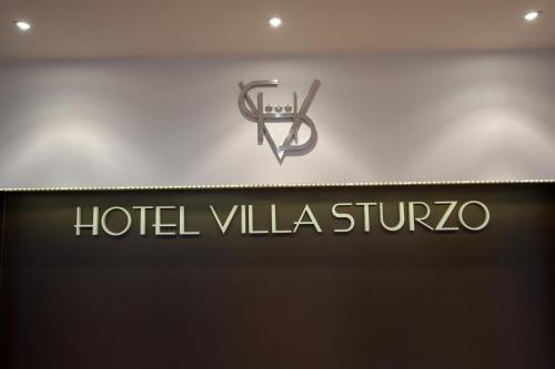 Hotel Villa Sturzo