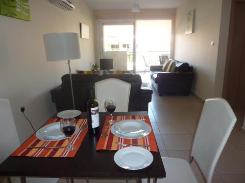 Pyla Gardens E107 in ไพลา