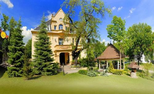 Willa Sanssouci - Accommodation - Kudowa-Zdrój