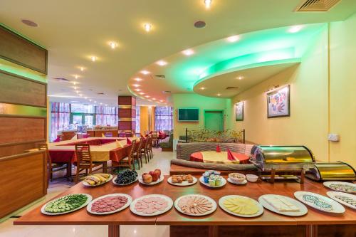Hotel Elegance - image 2