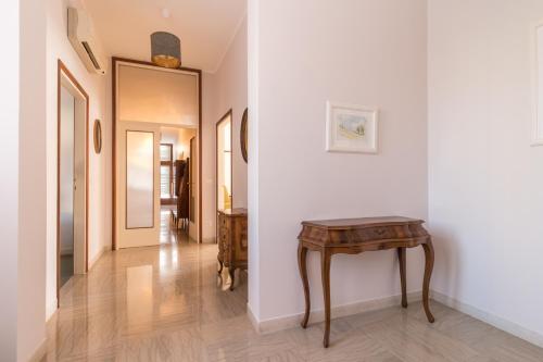 Rialto Bridge Big apt with Lift by LionHost, Benátky (fotografie 9)