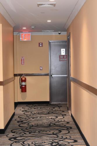 The Queens Hotel in LaGuardia lufthavn