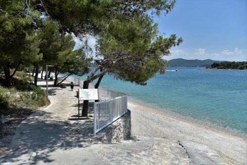 Apartmani Natasa Nino Jezera, Murter in Jezera