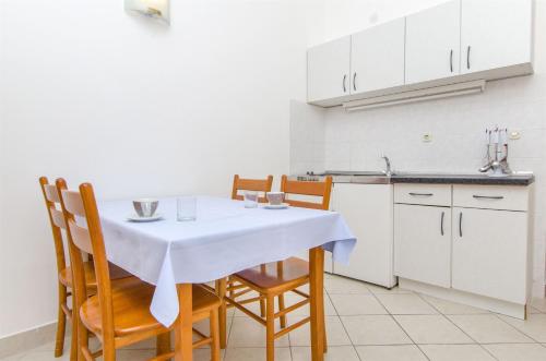 One-Bedroom Apartment with Terrace