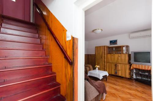 House Laura - image 4