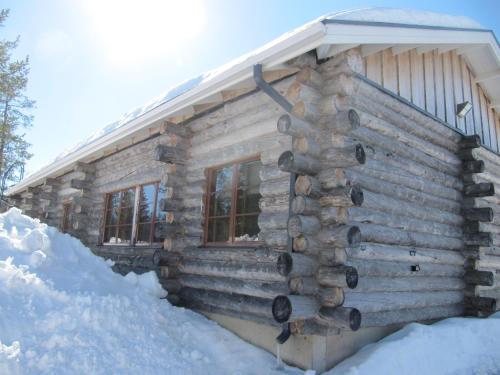 Lapin Kutsu Log Cabins - Tap to explore photos