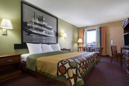 Super 8 by Wyndham Hattiesburg North - image 6