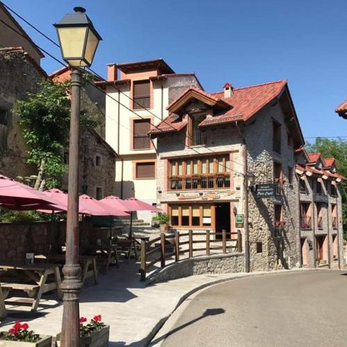 . Hotel Rural Peña Castil