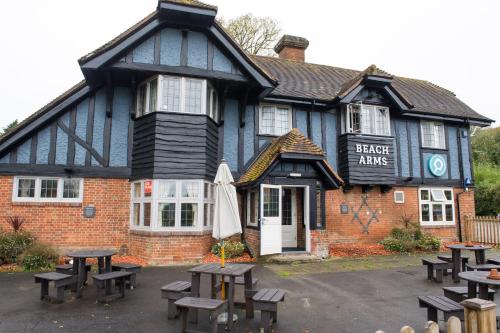 Innkeeper's Lodge Basingstoke - image 2