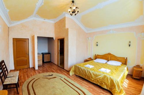 Shklo Motel in Shklo