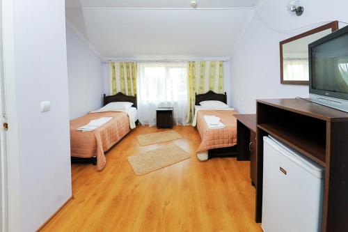Shklo Motel in Shklo