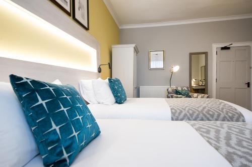 Innkeeper's Lodge Rugby Dunchurch - main image