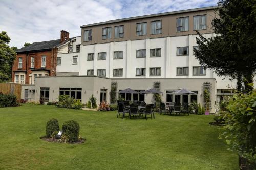 Best Western Plus Pinewood Manchester Airport-Wilmslow Hotel