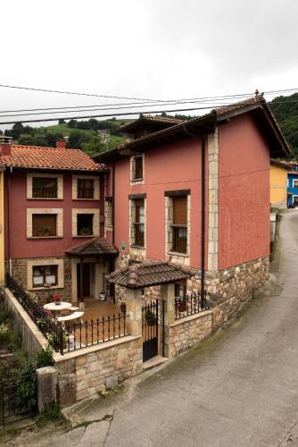  Apartamentos la Regoria, Pension in Arenas de Cabrales