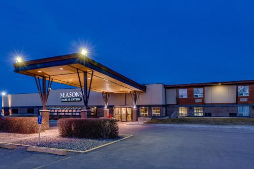 Heritage Inn Hotel & Convention Centre - Pincher Creek