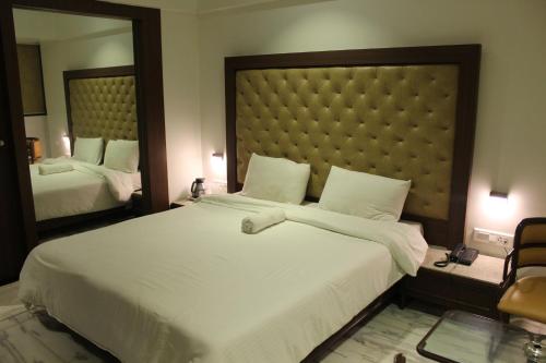 pravasi residency in مولوند غرب