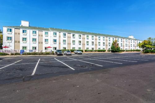 Motel 6-Fort Mill, SC - Charlotte