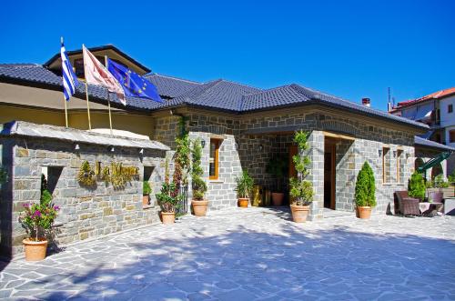  La Munte Mountain Resort, Pension in Anilio bei Zákas