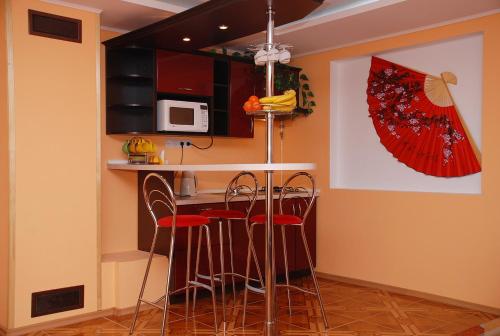 House in Bohatyrska street, Kiev (foto 7)