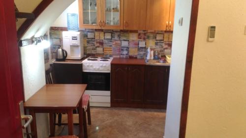 Apartment Luka - image 8