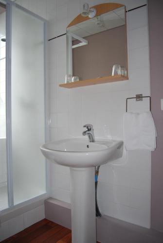 Le Bretagne - Hôtel Spa & Sauna - image 4