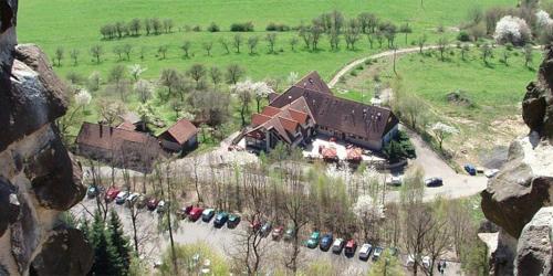 Viesnīcas āriene, Hotel Trosky in Troskovice
