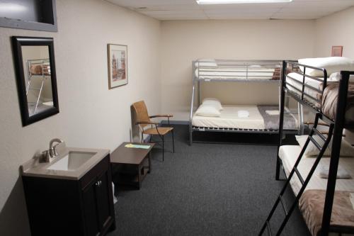 Bed in 4-Bed Mixed Dormitory Room