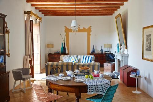 Oliver Moragues Grandhouse & Vineyard 2