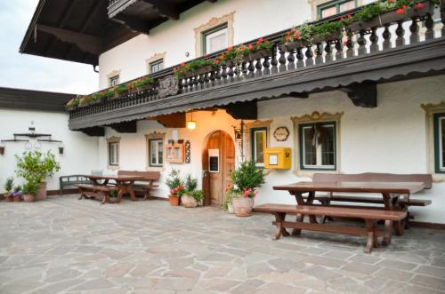 Hotel Restaurant Ferienwohnungen ALPENHOF