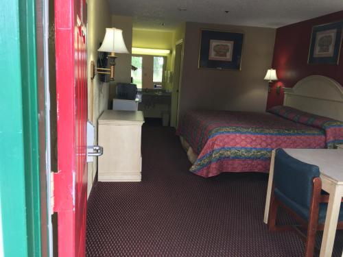 Relax Inn in Albany, USA