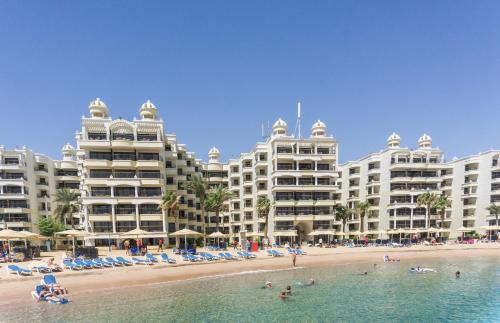 pláž, Sunrise Holidays Resort -Adults Only in Hurghada