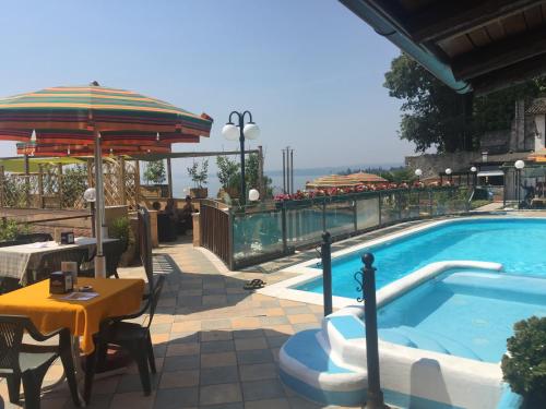 Garda Sol SPA Hotel & Appartamenti - Accommodation - Toscolano Maderno