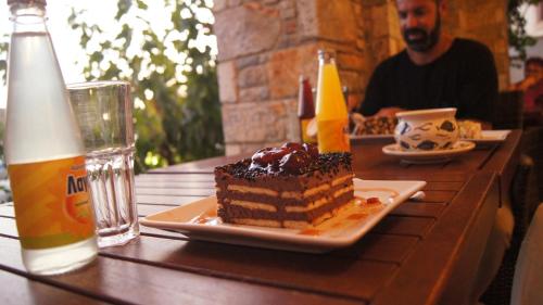 Archipelagos Hotel - image 9