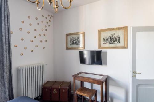 Apartment with Terrace - Third floor image 10