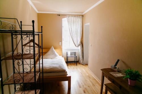 Landhotel Airport-Inn - Hotel - Lautzenhausen