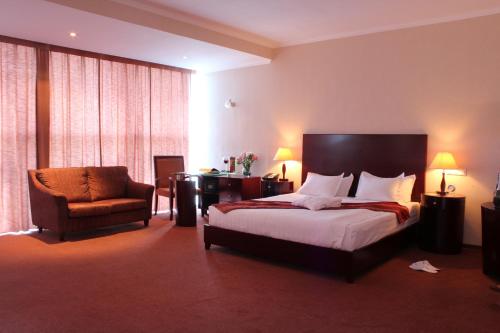 Smart Hotel Bishkek - Tap to explore photos