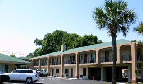 Americas Best Value Inn-Savannah