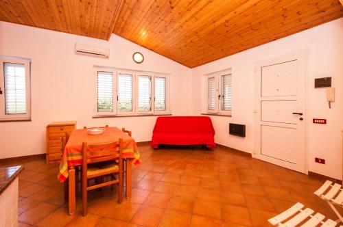 Villa Cicas sul mare - image 3