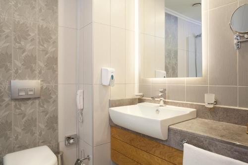 橙色宫侧 - 全包图片