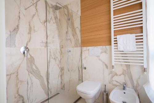 Metropol Ceccarini Suite - image 13