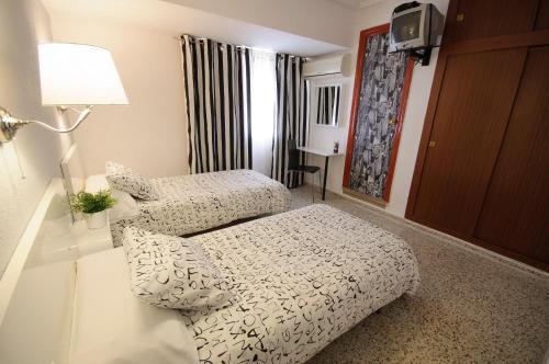 Hostal On Dormire Valencia - image 4