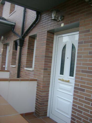 Apartamentos Pirineos Ordesa - image 8